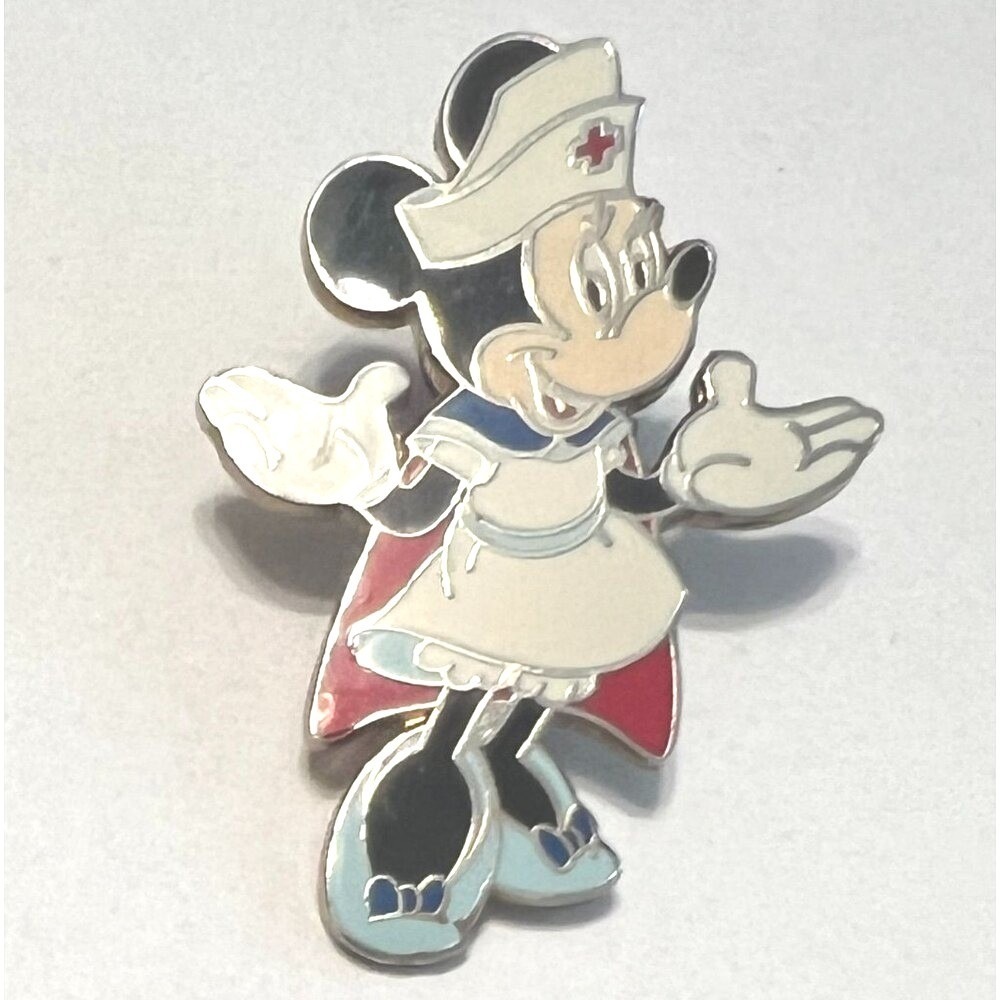 Disney Pin 2006 Collectible Trade Red Cross Nurse RN LVN PA‎ Original Card